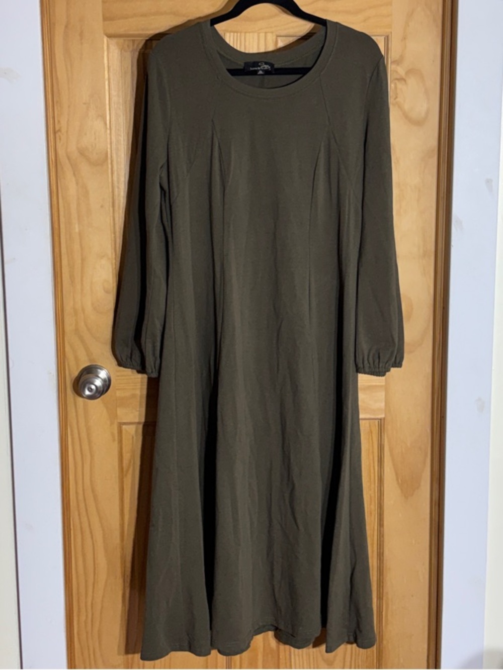 Women’s Olive Green Long Sleeve Midi Dress